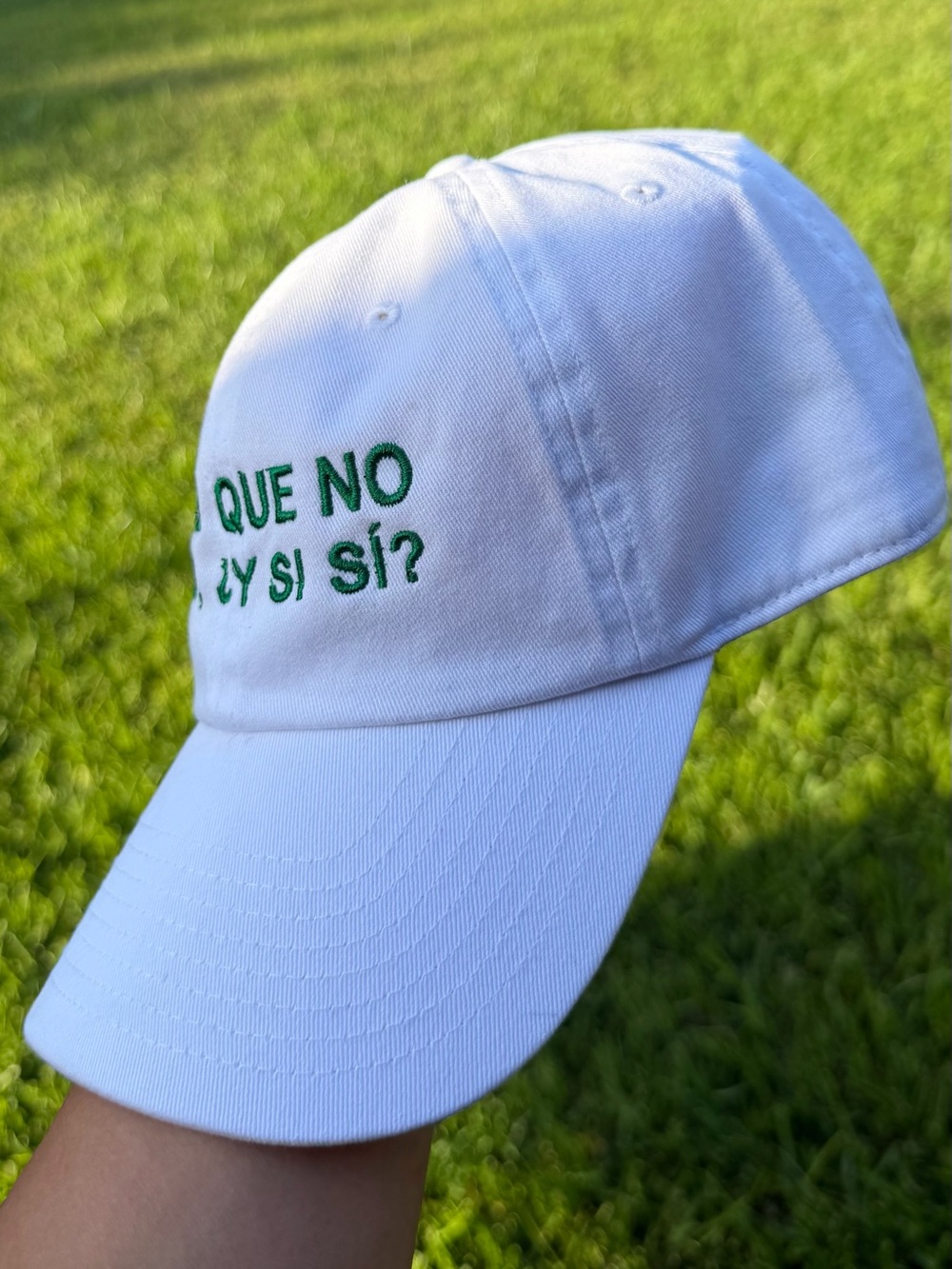 White Baseball Cap with Green Spanish Embroidery - Picture 7 of 12